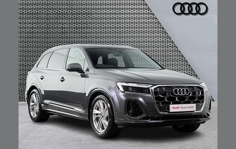 New Audi Q7 S-Line 389 HP (286 kW) 2026 Grey SUV