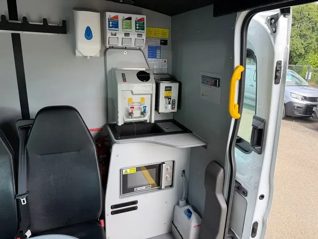 Used Ford Transit 130 HP (95 kW) 2023 White Van