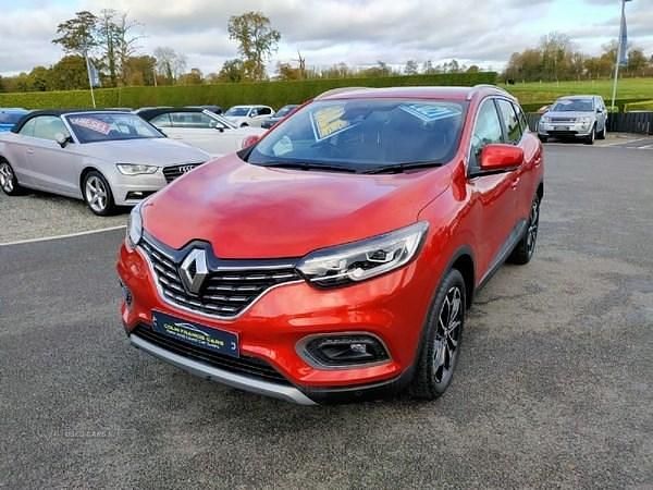 Red Used 2021 Renault Kadjar Version S SUV | £14,950 (Expensive) - Image 1/4