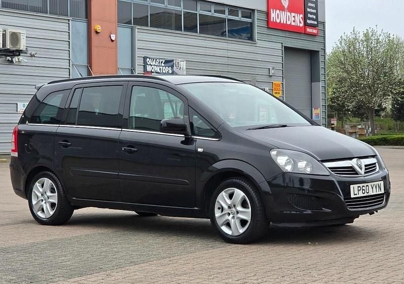 Used Vauxhall Zafira 115 HP (84 kW) 2011 Black MPV