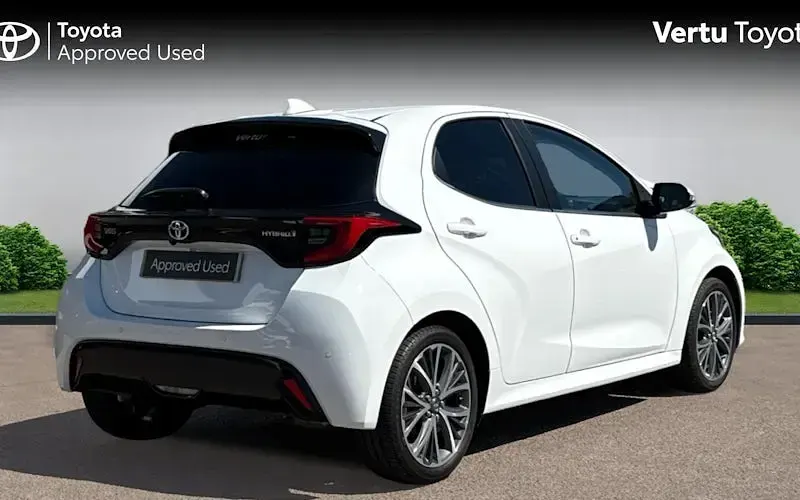 Used Toyota Yaris 116 HP (85 kW) 2025 Hatchback