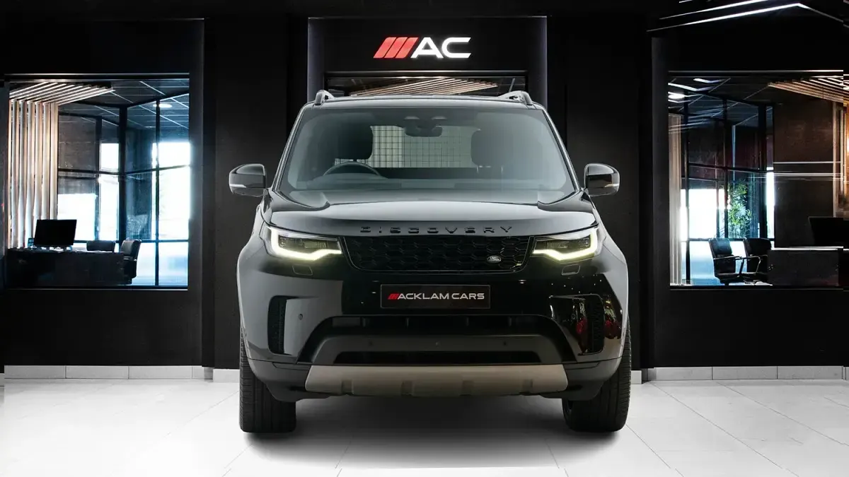 Used Land Rover Discovery SE 350 HP (257 kW) 2025 Black SUV