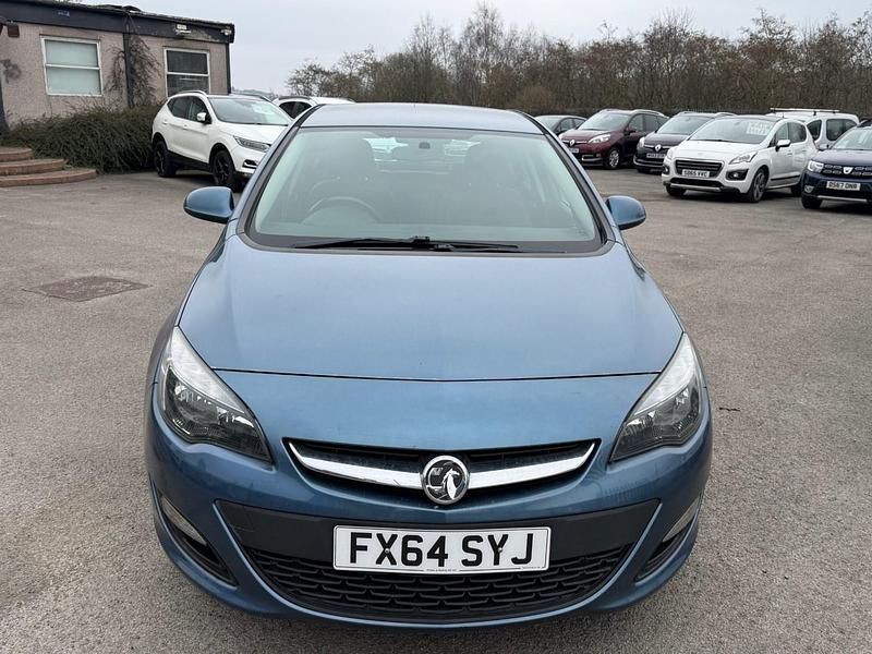 Used Vauxhall Astra Excite 2014 Blue Hatchback