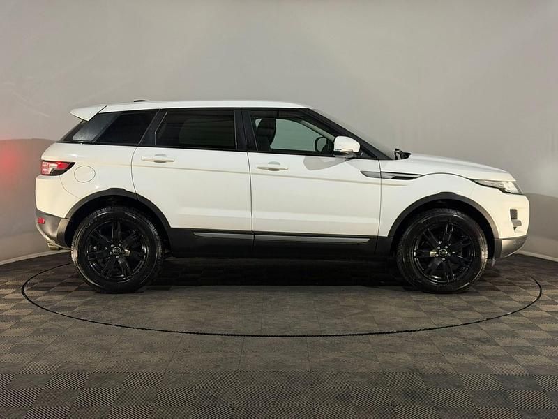 Used Land Rover Range Rover evoque Pure 190 HP (139 kW) 2013 White Estate