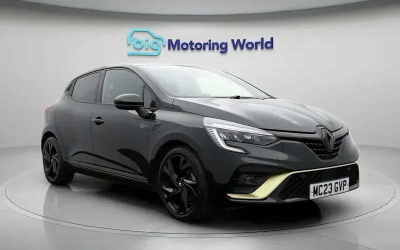 Used Renault Clio Engineered 145 HP (106 kW) 2023 Black Hatchback