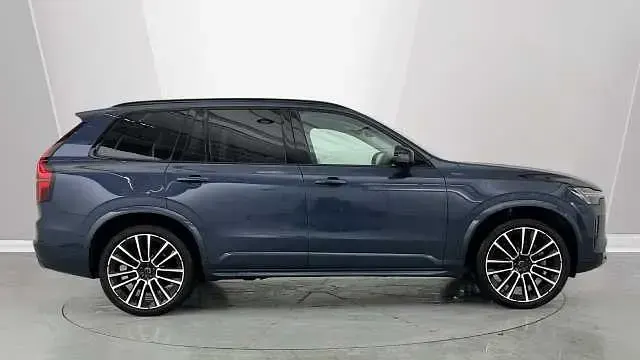 Used Volvo XC90 Ultra 455 HP (334 kW) 2025 Blue SUV