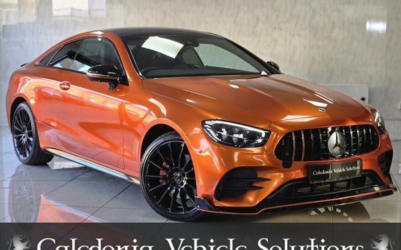 Second-hand Mercedes E300 AMG line 265 CP (194 kW) 2023 Coupe