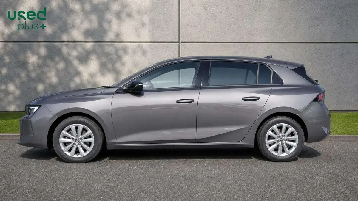 Used Vauxhall Astra Design Edition 2024 Grey Hatchback