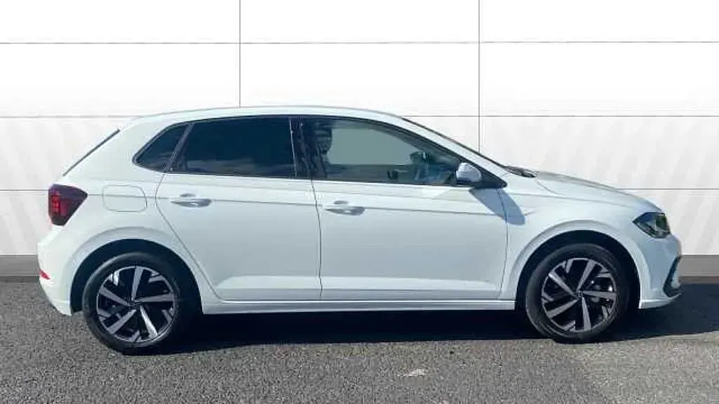 Used VW Polo Match 95 HP (69 kW) 2026 Pure white Hatchback