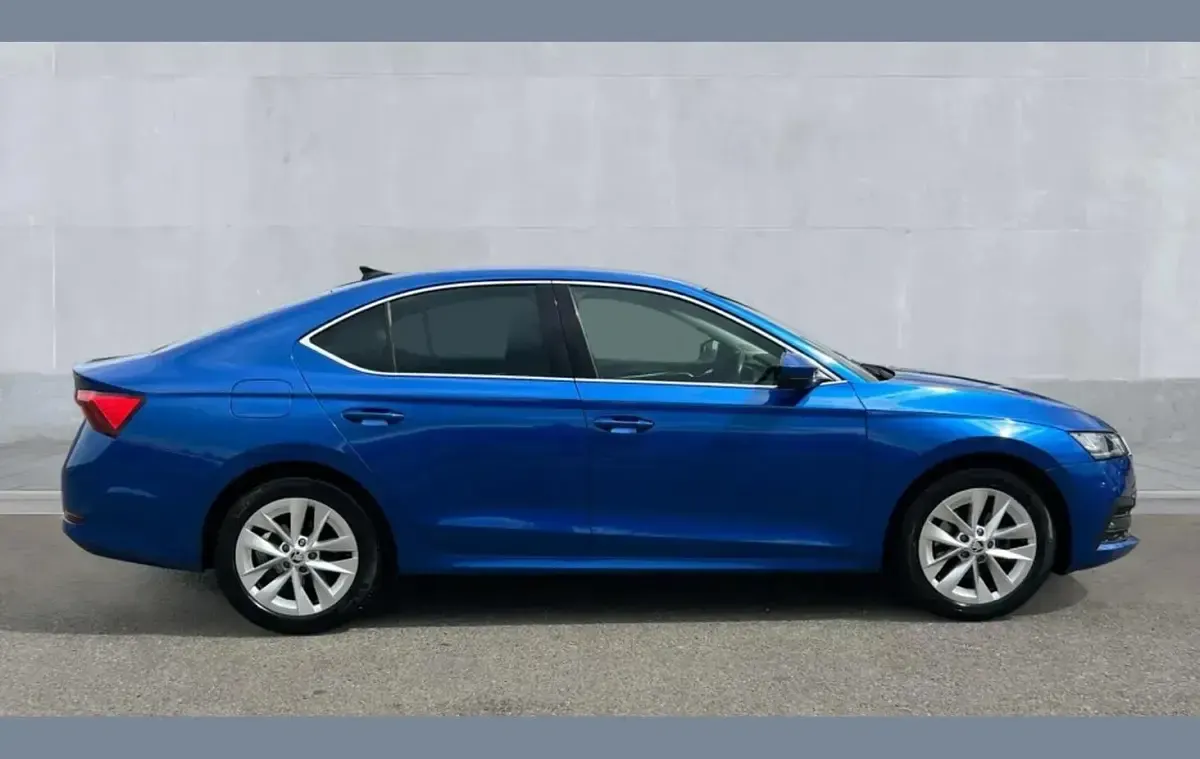 Used Skoda Octavia SE L 150 HP (110 kW) 2024 Blue  Hatchback