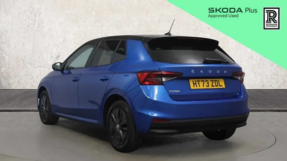 Used Skoda 110 R Colour Edition 81 HP (59 kW) 2024 Race blue metallic black body / magic pearl effect roof Hatchback