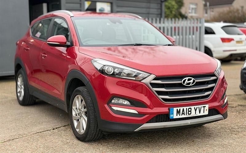 Used Hyundai Tucson SE 177 HP (130 kW) 2018 Red SUV