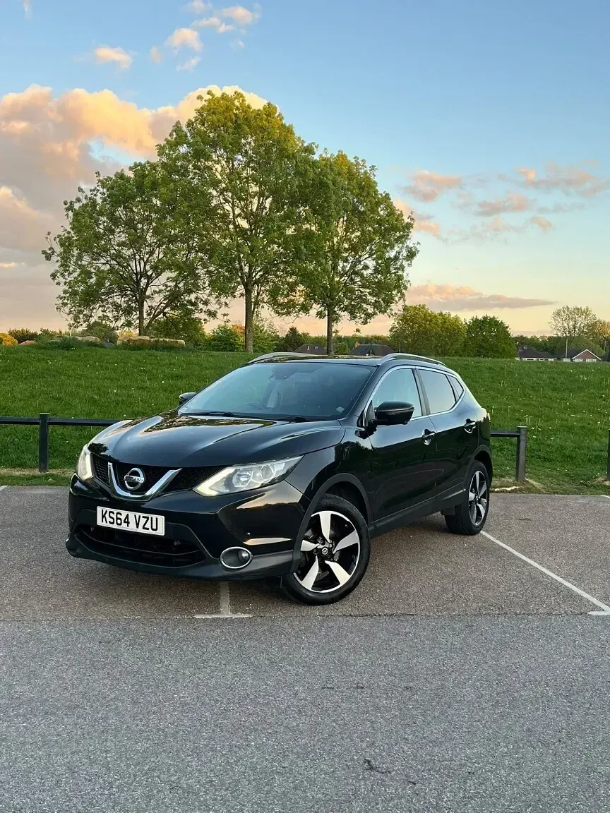 Used Nissan Qashqai N-TEC 110 HP (80 kW) 2014 Black SUV