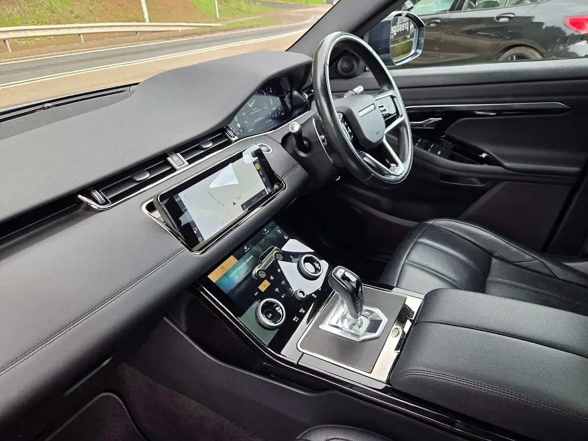 Used Land Rover Range Rover evoque SE Dynamic 204 HP (150 kW) 2021 Grey SUV