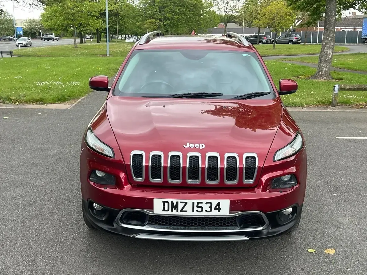Used Jeep Cherokee Limited 170 HP (125 kW) 2015 Red SUV