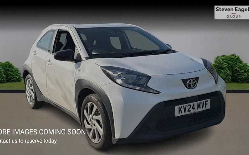 Used Toyota Aygo X PURE 72 HP (52 kW) 2025 SUV