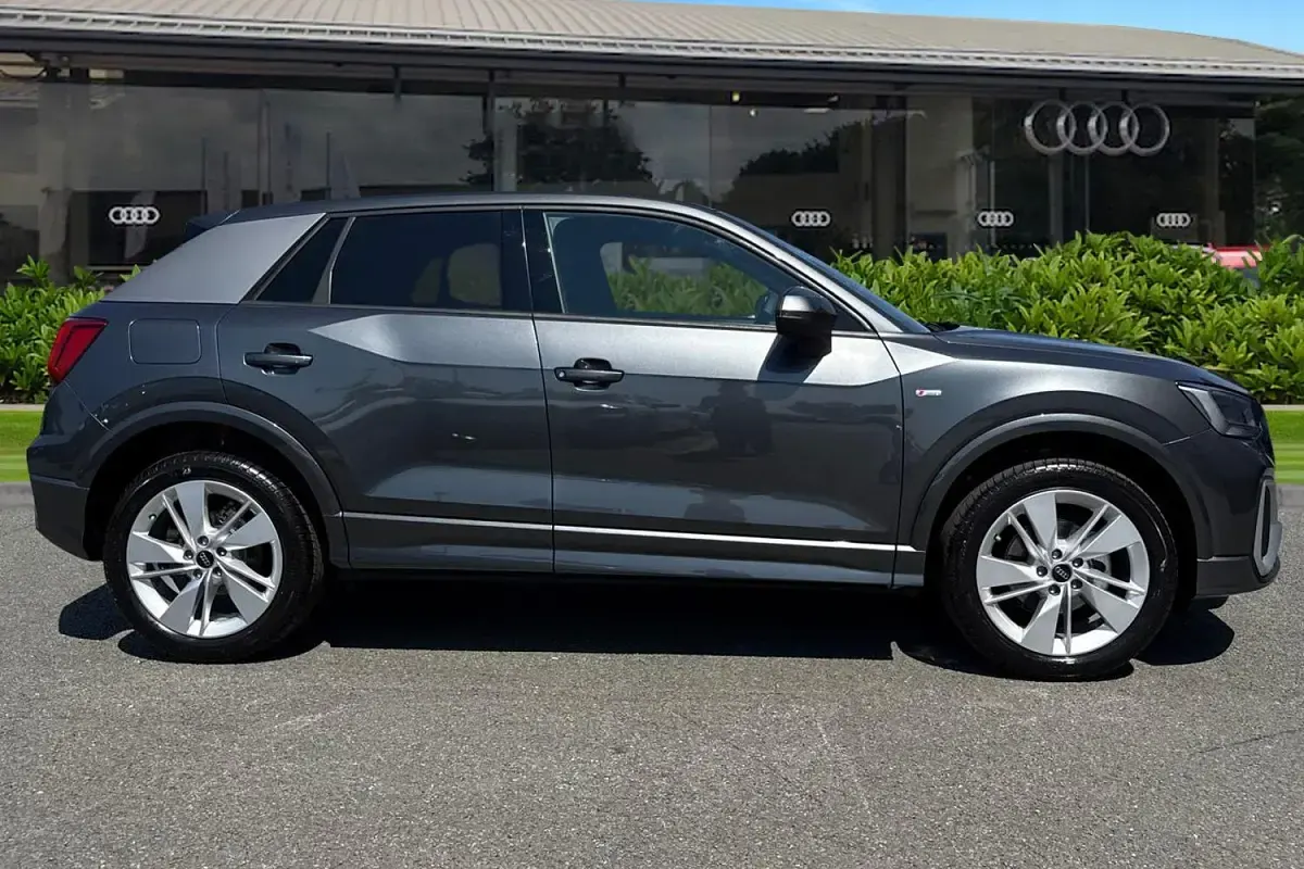 New Audi Q2 Sport 190 HP (139 kW) 2026 Black SUV