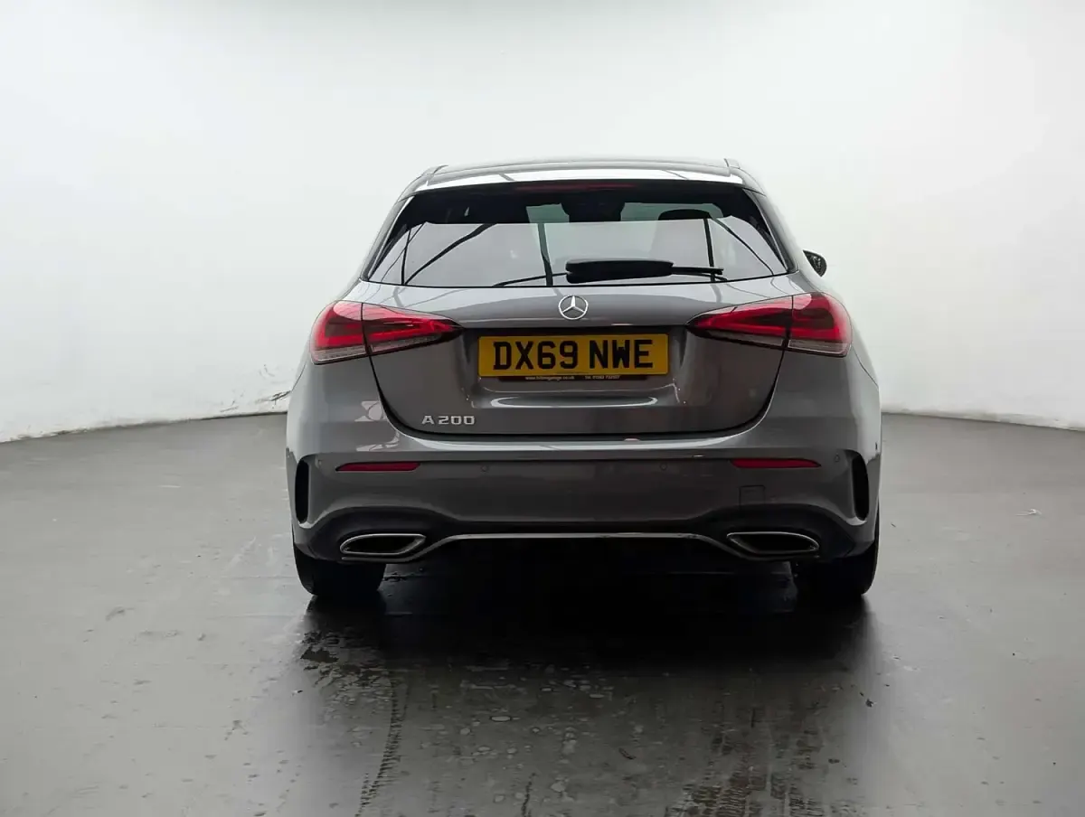 Używany Mercedes A200 AMG Line Premium 2019 Szary Hatchback
