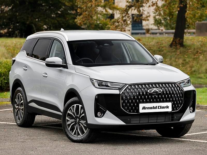 Grey New 2025 Chery Tiggo 7 SUV | £27,698 (Super price) - Image 1/3