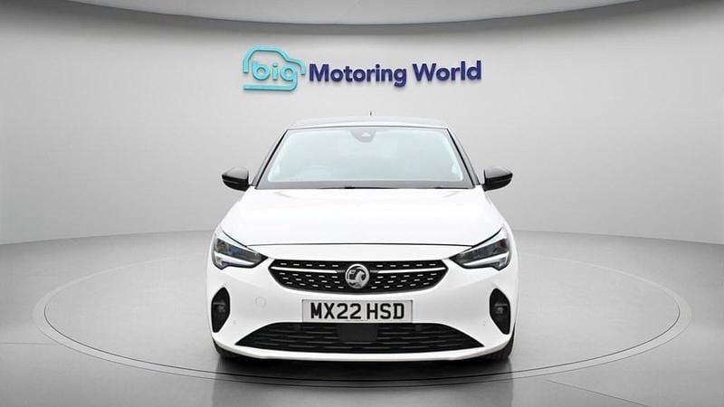 Used Vauxhall Corsa Edition 75 HP (55 kW) 2022 White Hatchback