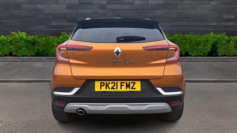 Second-hand Renault Captur Version S 138 CP (101 kW) 2021 SUV