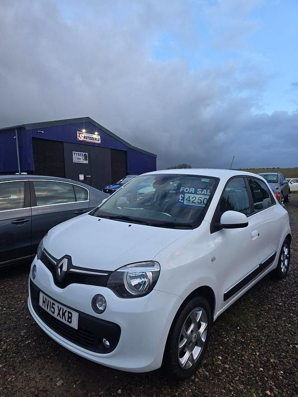 Usado Renault Twingo Dynamique 90 HP (66 kW) 2015 Branco Citadino