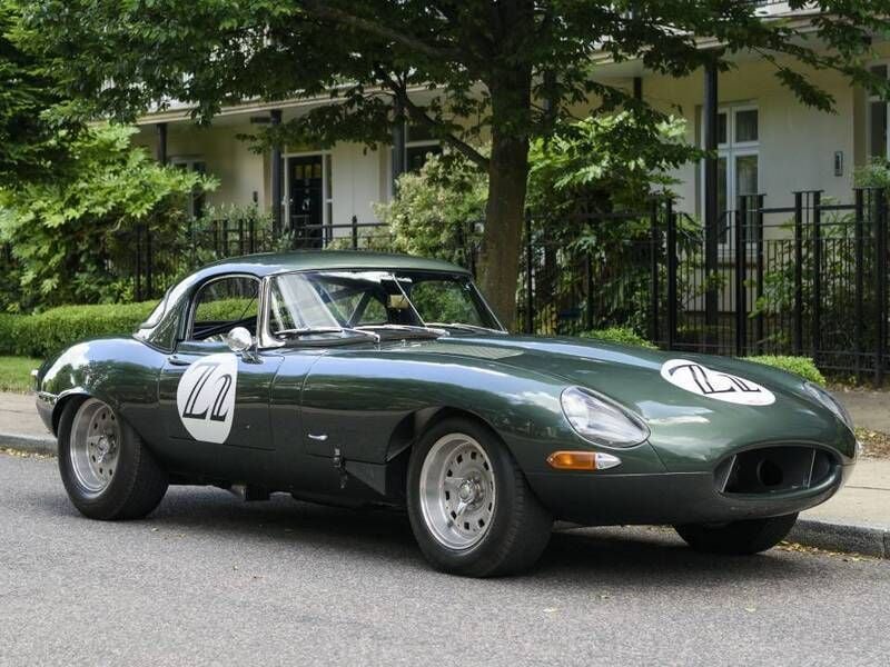 Used Jaguar E-Type 349 HP (256 kW) 1963 Green Coupe