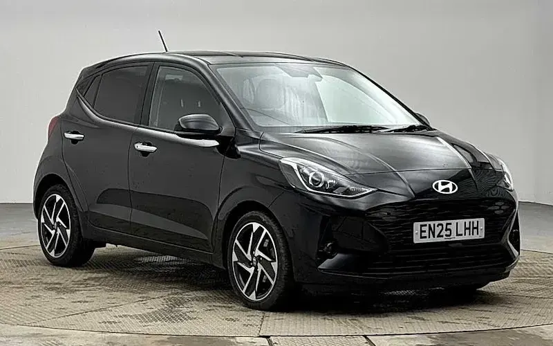 Used Hyundai i10 Premium 63 HP (46 kW) 2025 Hatchback