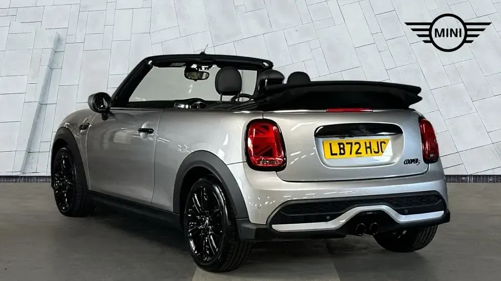 Usado Mini Cooper S Exclusive 176 HP (129 kW) 2023 Prateado Citadino