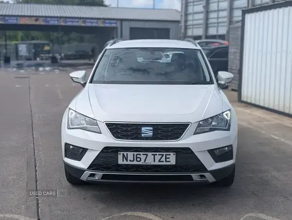 Käytetty Seat Ateca Ecomotive 115 HP (84 kW) 2017 Valkoinen Katumaasturi