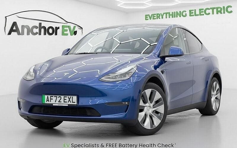 Used Tesla Model Y Long Range AWD 286 kW (389 HP) 2025 SUV