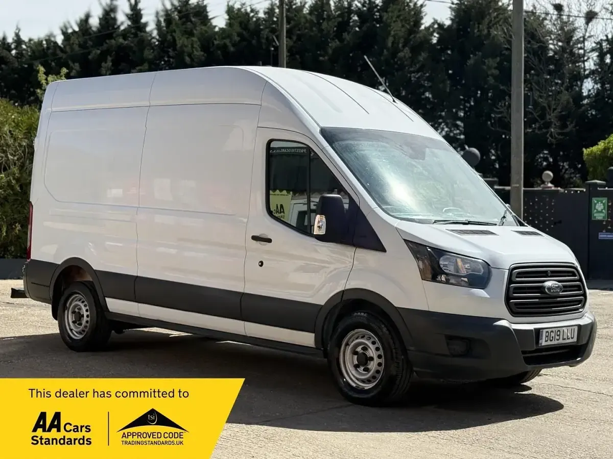 Begagnad Ford Transit 105 HK (77 kW) 2019 Vit Van