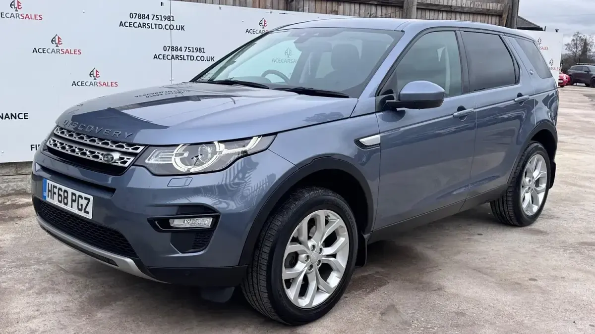 Used Land Rover Discovery Sport HSE 180 HP (132 kW) 2018 Blue SUV