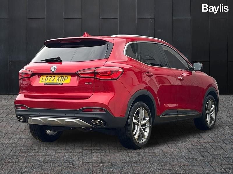 Used MG HS Exclusive 162 HP (119 kW) 2022 Red SUV