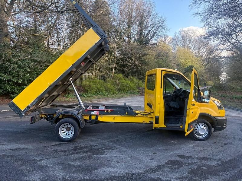 Used Ford Transit 130 HP (95 kW) 2021 Yellow Cabriolet
