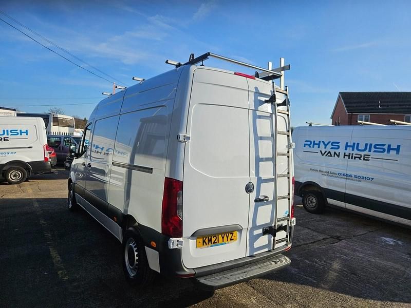 Begagnad Mercedes Sprinter Progressive 2021 Vit Van