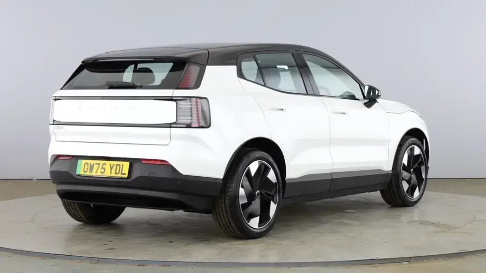 New Volvo EX30 Performance 314 kW (428 HP) 2025 White SUV