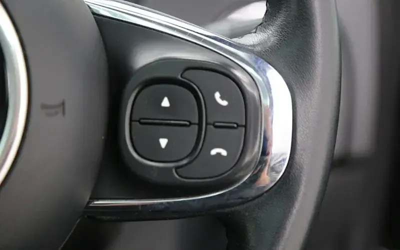 Used Fiat 500 Lounge 69 HP (50 kW) 2017 Black Hatchback