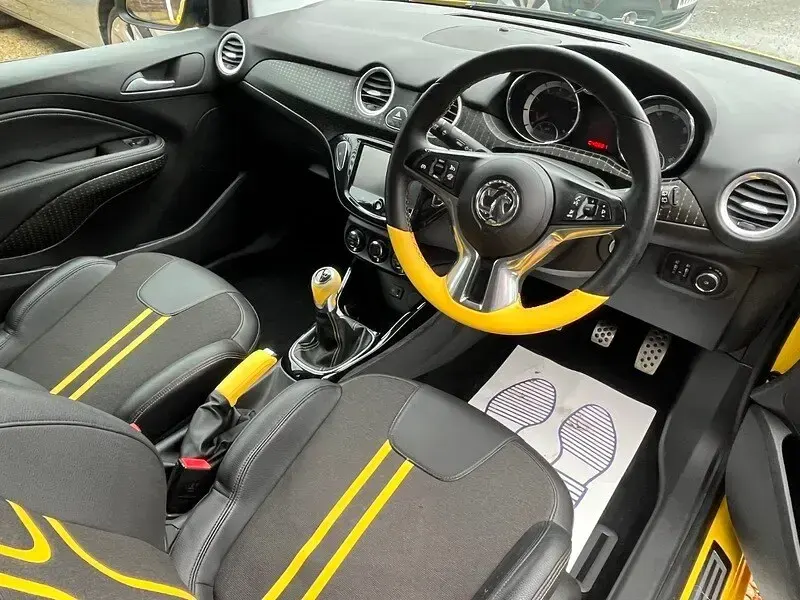 Used Vauxhall Adam Slam 100 HP (73 kW) 2014 Yellow Hatchback