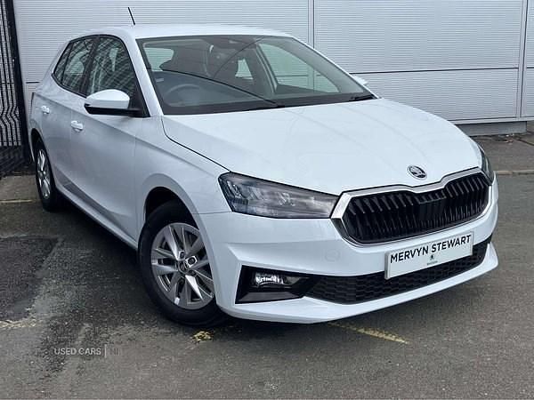 White Used 2023 Skoda Fabia Comfort Hatchback | £11,990 (Good price) - Image 1/4