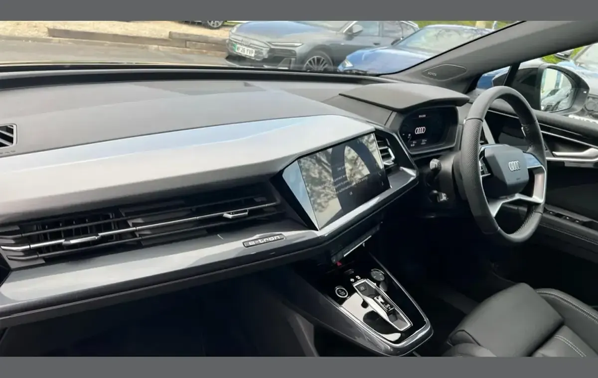 New Audi Q4 e-tron S-Line 250 kW (340 HP) 2026 Black SUV