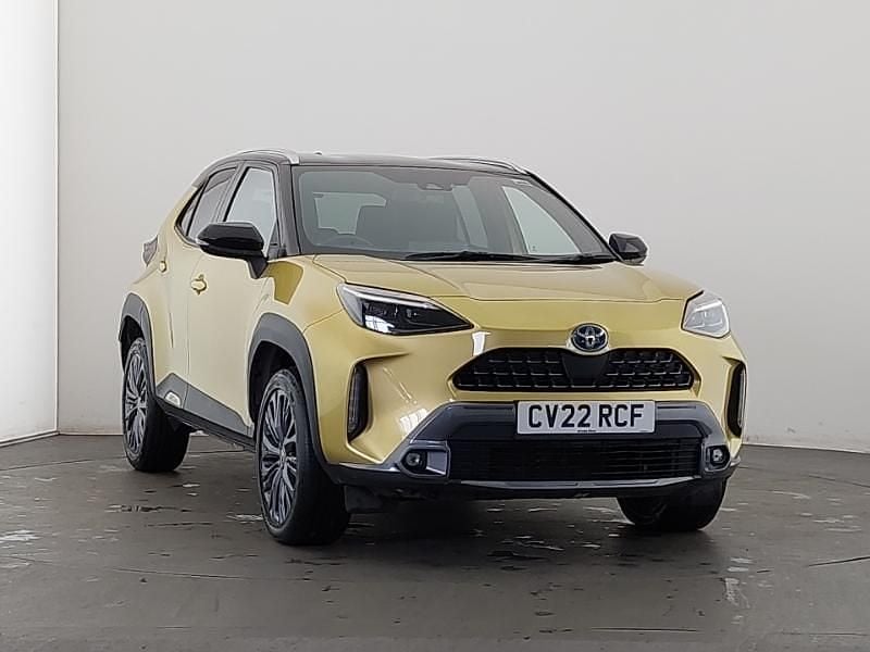 Yellow Used 2022 Toyota Yaris Hybrid Estate | £20,498 (Fair price) - Image 1/4