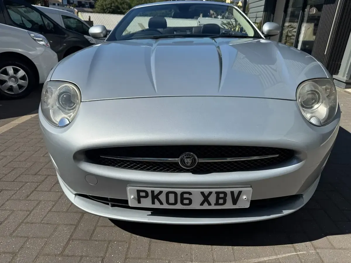 Used Jaguar XK 300 HP (220 kW) 2006 Silver Cabriolet