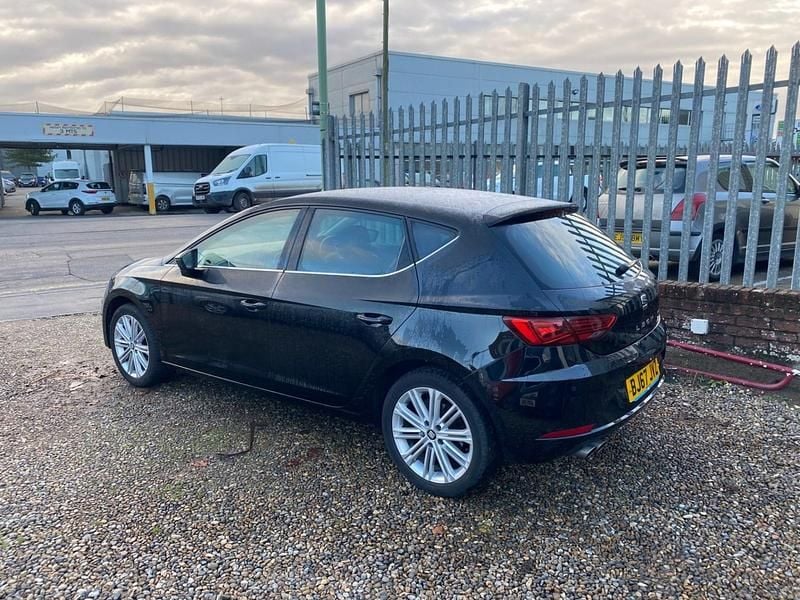 Used Seat Leon XCELLENCE 150 HP (110 kW) 2017 Black Hatchback