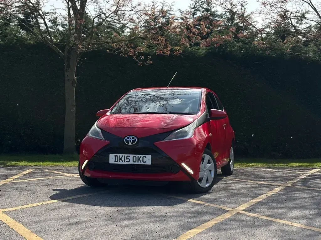 Used Toyota Aygo X-play 2015 Red Hatchback