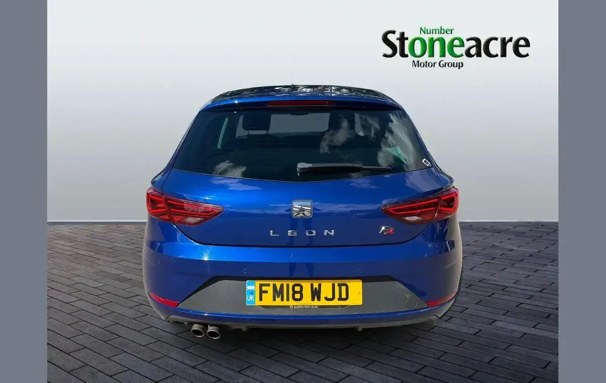 Used Seat Leon FR 123 HP (90 kW) 2018 Blue Hatchback