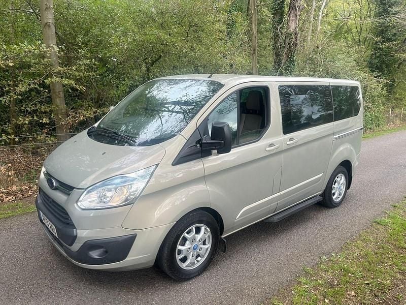 Used Ford Tourneo Limited 125 HP (91 kW) 2013 Silver MPV
