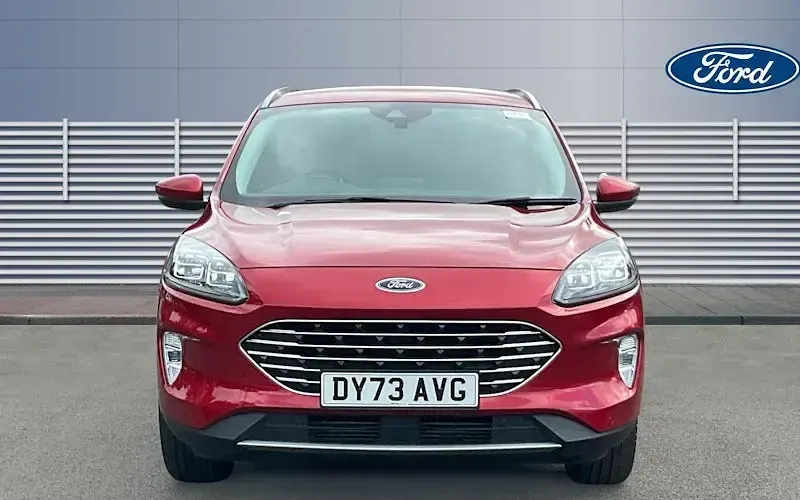 Used Ford Kuga Titanium 150 HP (110 kW) 2023 Red SUV