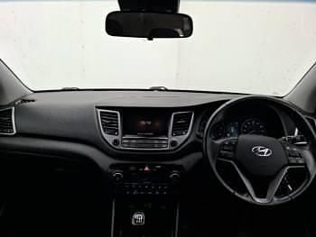 Image 3/4