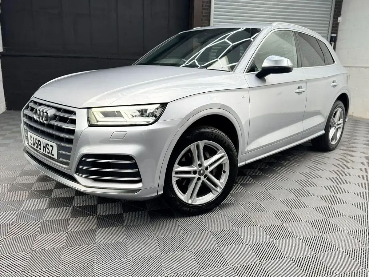 Used Audi Q5 S-Line 190 HP (139 kW) 2018 Silver SUV